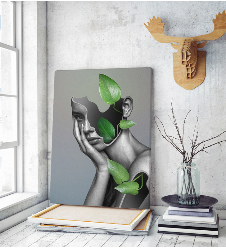 Πίνακας σε Καμβά : Woman Portrait Leaf