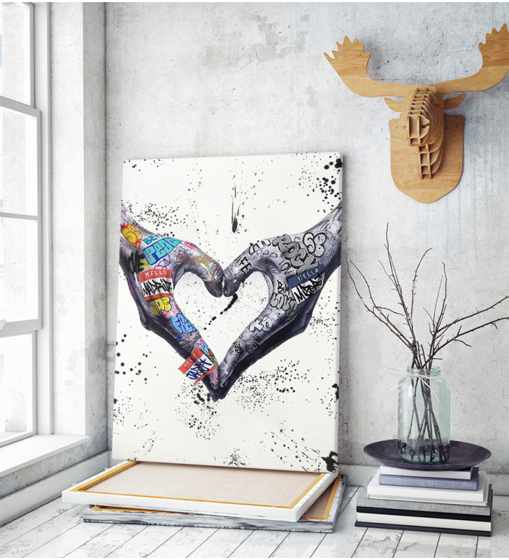 Πίνακας σε Καμβά : Heart Hand Street Graffiti Art